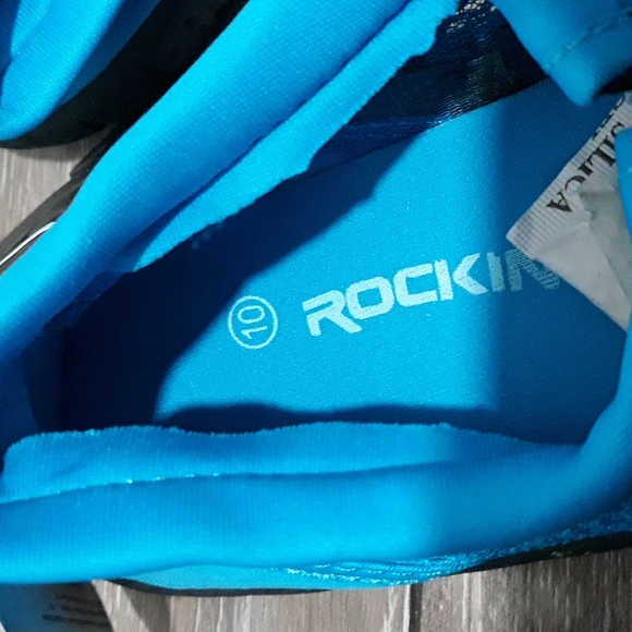 Rockin ocean shoes. NWT. Size 10 - Picture 2 of 10